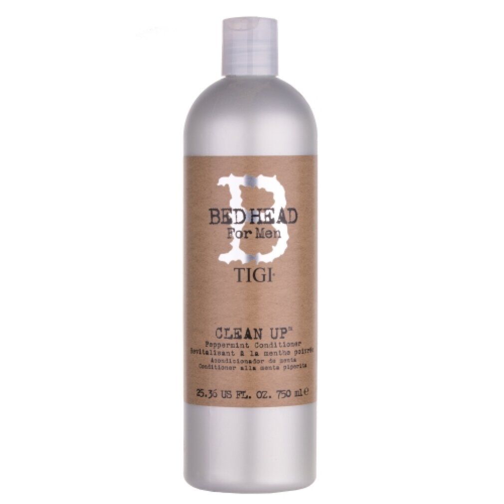 Flacon argenté avec étiquette marron. Inscription : Bed Head For Men, Clean Up Peppermint Conditioner. 750 ml.