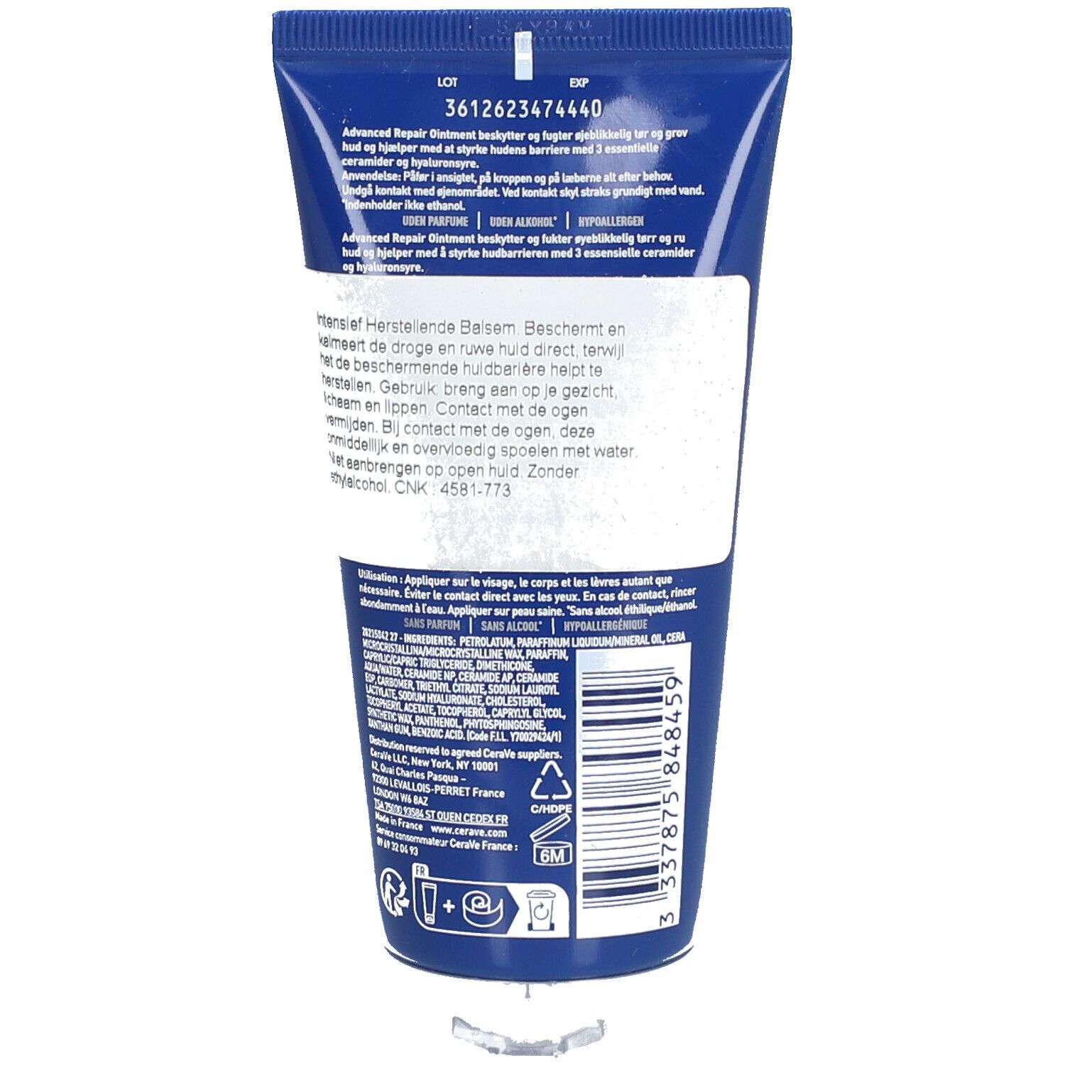 Tube bleu CeraVe Advanced Pommade Réparatrice. Texte en plusieurs langues sur l'emballage.