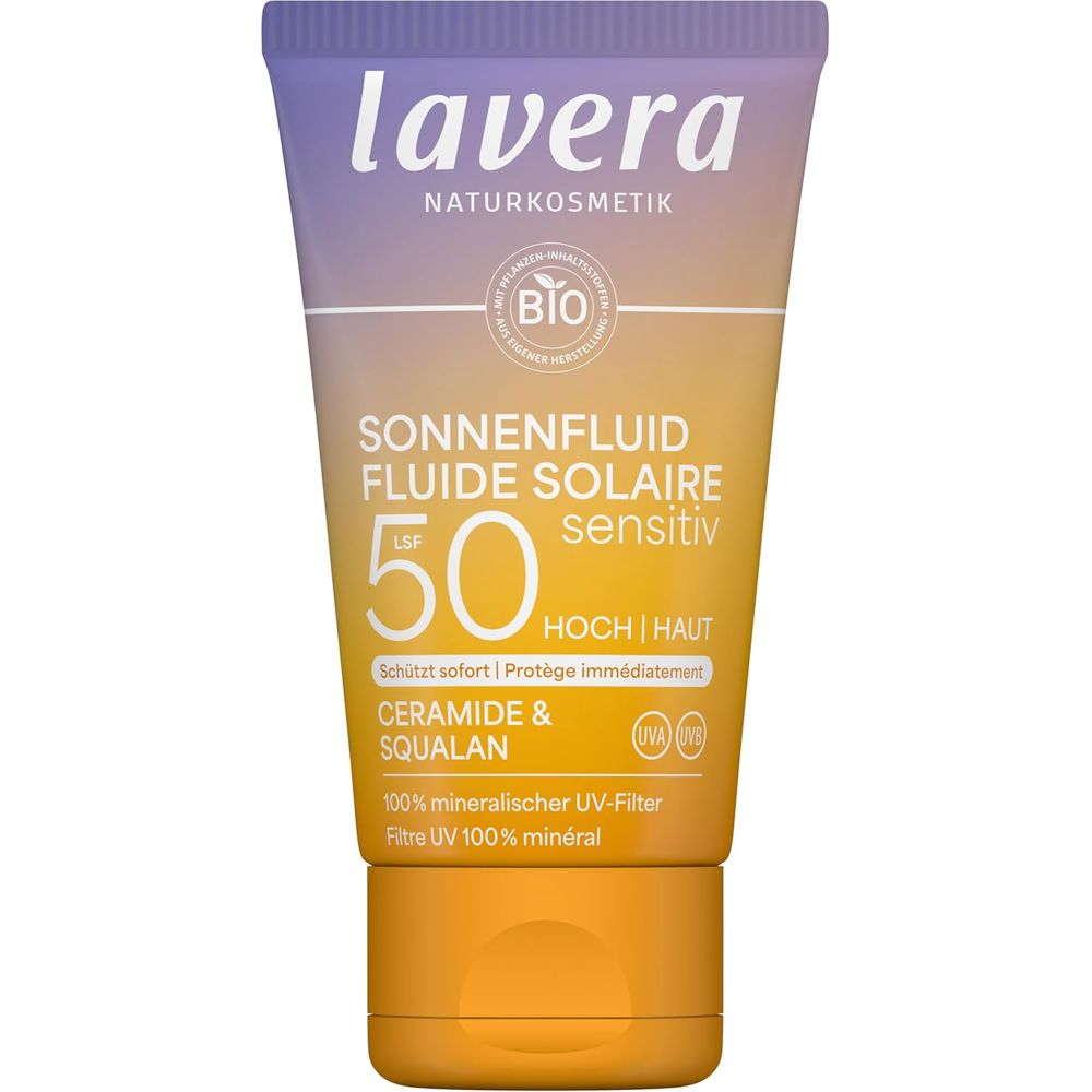 Zonnebrandcrème LSF 50 lavera. Tube met productinfo. Productnaam, SPF 50 en ingrediënten zichtbaar.