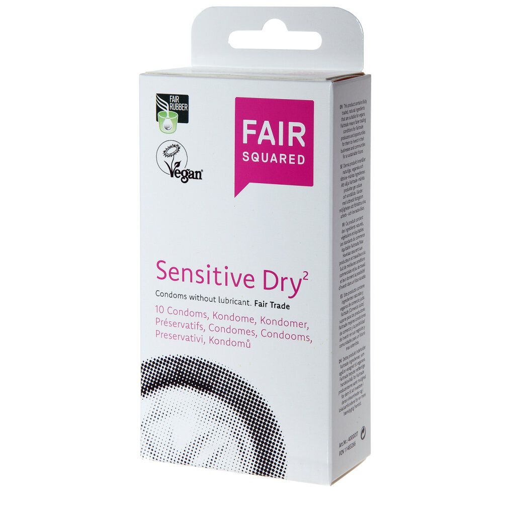 Doosje met productopdruk. FAIR SQUARED logo en tekst "Sensitive Dry". Vegan keurmerk. Bevat 10 condooms.