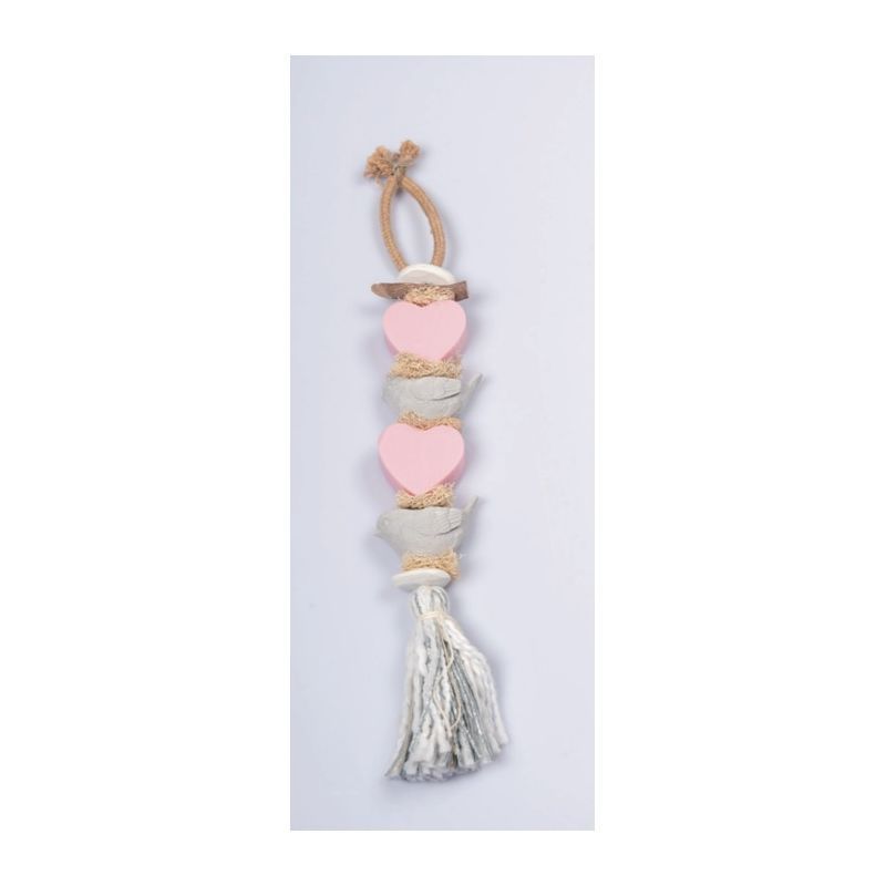 Decoratieve zeep met hart- en vogelmotieven. Roze harten, grijze vogels, kwast en ophanging van natuurlijke vezels.