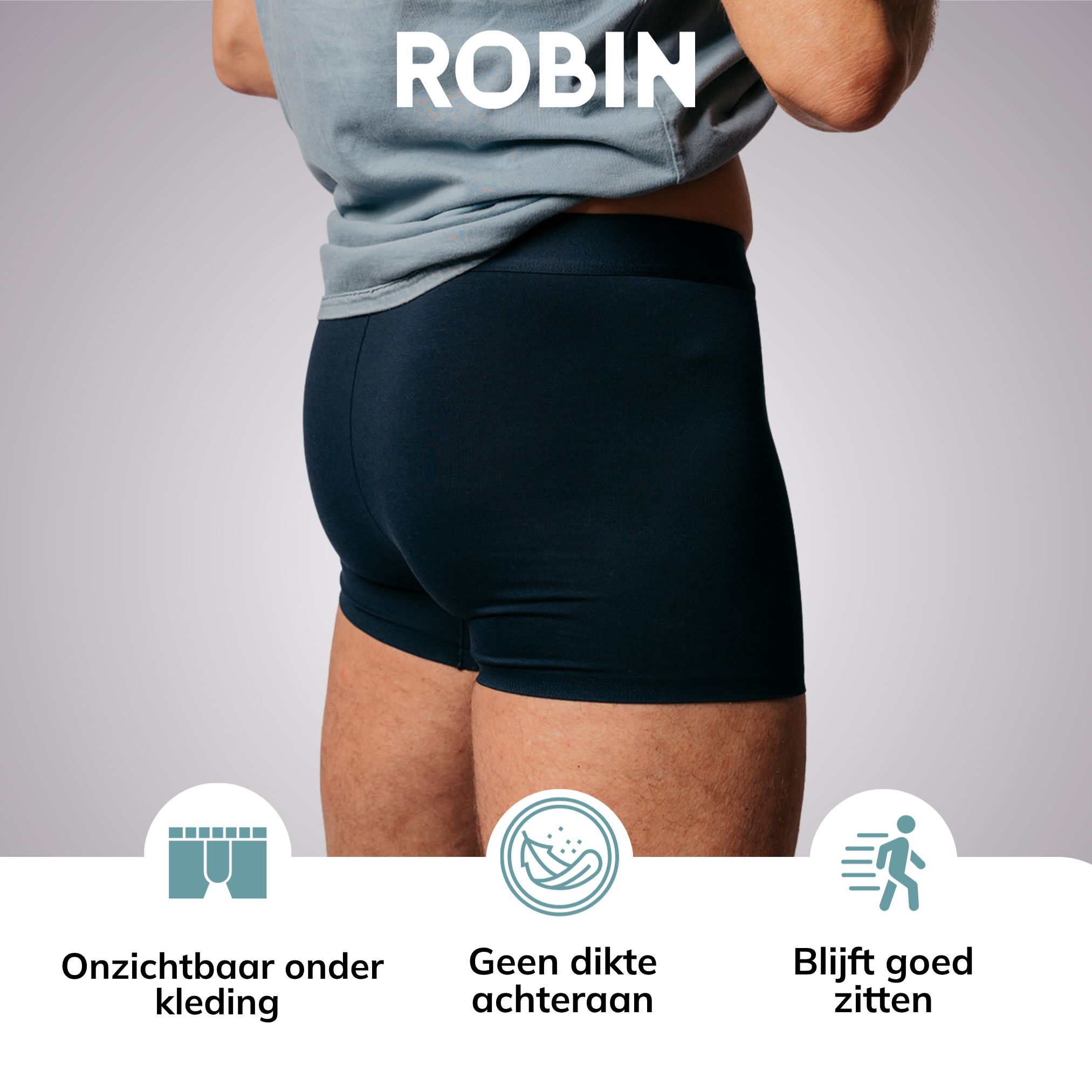 Vue arrière d'un boxer bleu marine porté sous un t-shirt. Invisible sous les vêtements.