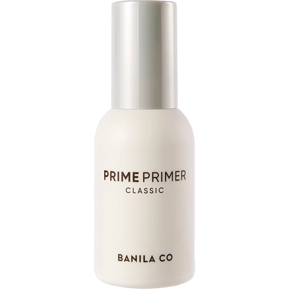 Flacon blanc avec bouchon argenté. Inscription : PRIME PRIMER CLASSIC, BANILA CO. Sur fond blanc.
