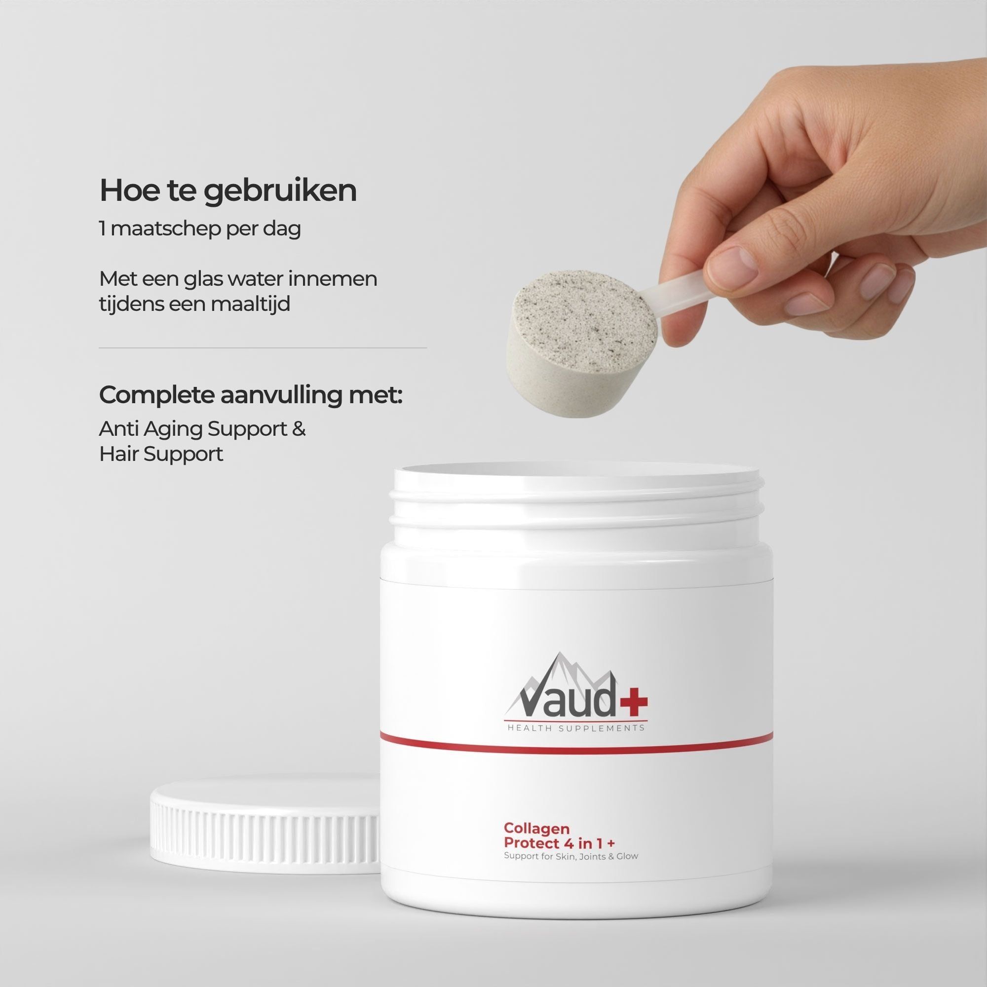 Witte supplementenpot met deksel. Hand met maatschep. Tekst: Vaud+, Collagen Protect 4 in 1. Gebruiksaanwijzing.