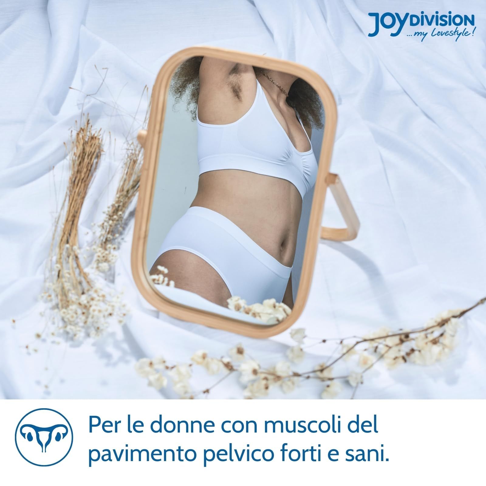 Femme dans un miroir, soutien-gorge et culotte blancs. Texte sur les muscles pelviens forts.