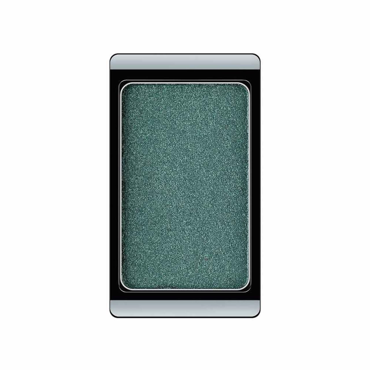 Rechthoekige oogschaduw. Donkergroene kleur met glitter. Zwarte rand, zilveren omlijsting.