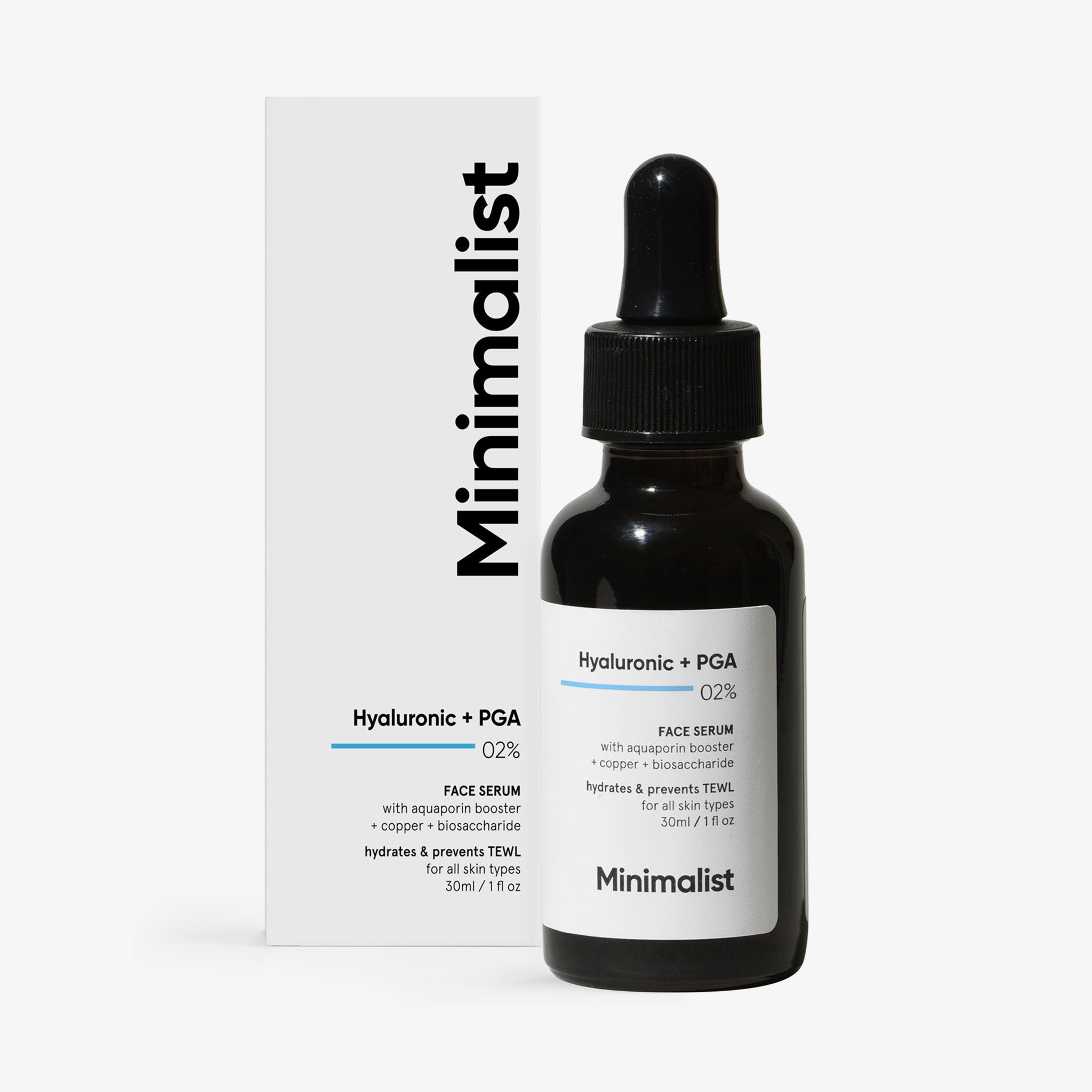 Flacon en verre noir et emballage avec le nom du produit « Minimalist ». Contient « Hyaluronic + PGA 02% Face Serum ».