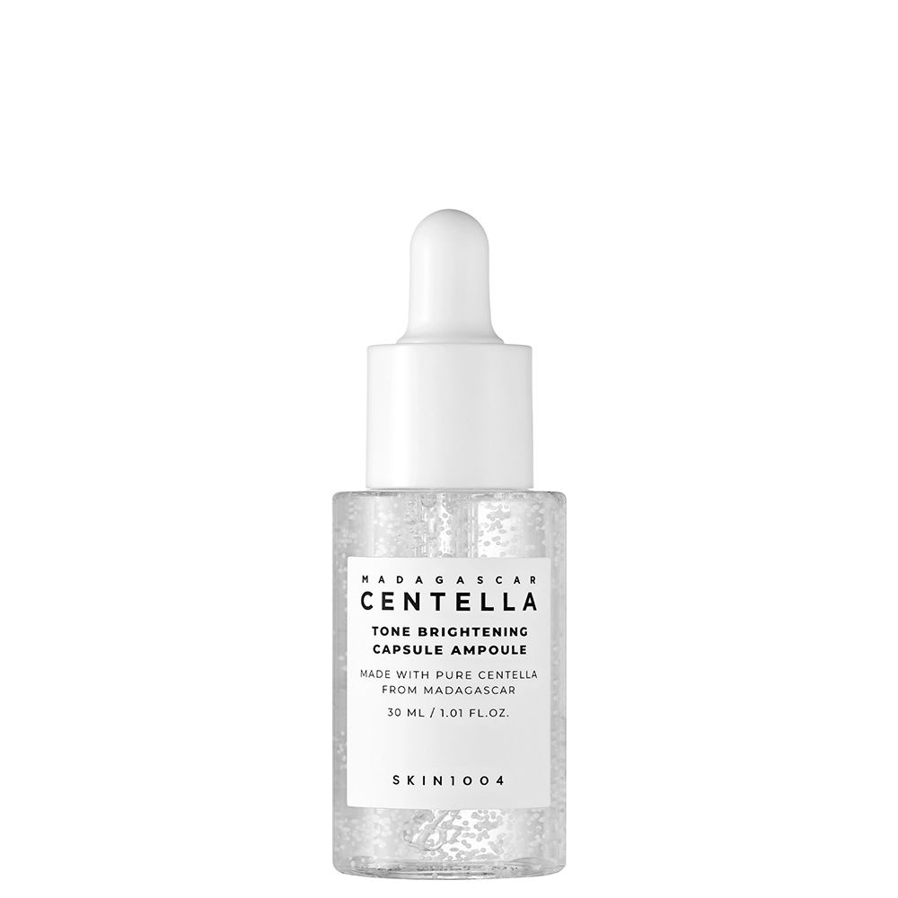 Flacon avec pipette contenant une ampoule claire avec des extraits de Centella. 30 ml.