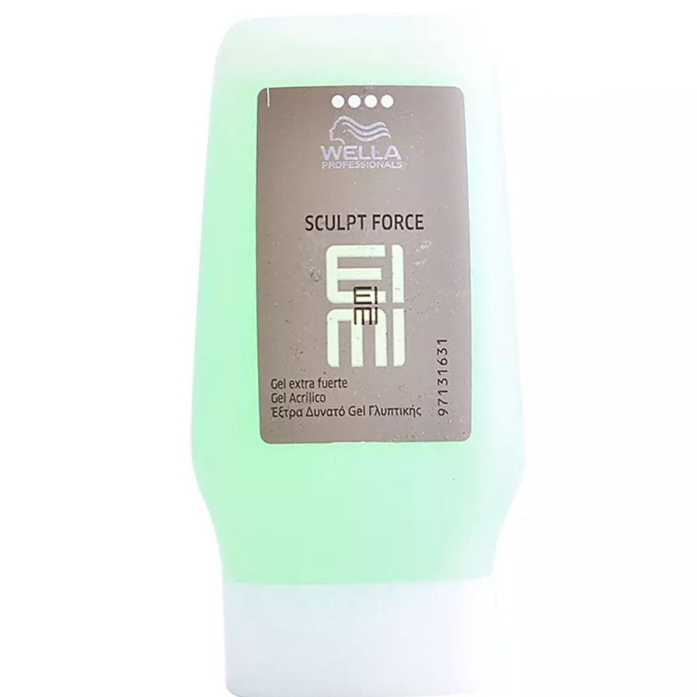 Groene gel in fles. Label met tekst: Wella Eimi Sculpt Force. Acrylgel.