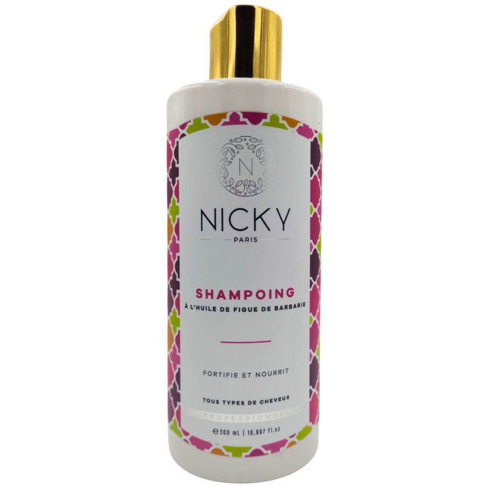 Witte shampoo fles met gouden dop. Opschrift: Nicky Paris, Shampoo met vijgcactusolie. Voor alle haartypes.