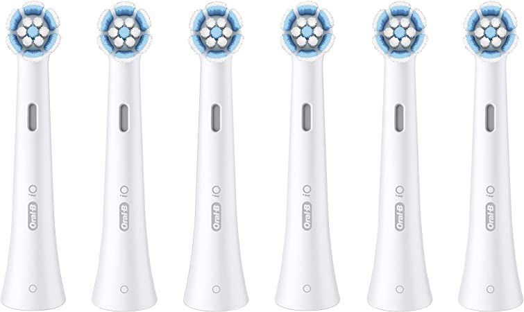 Six brosses Oral-B iO Sanfte Reinigung côte à côte.