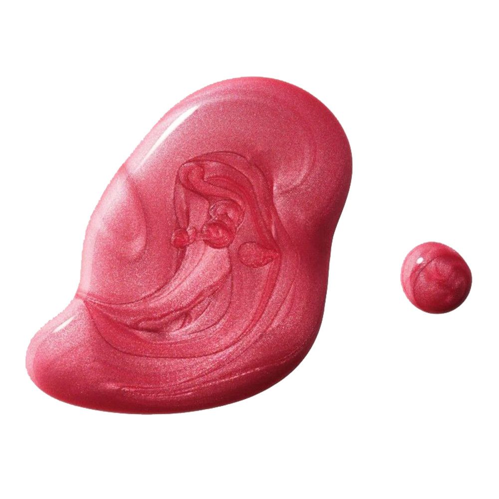 Une goutte de vernis à ongles rose brillant avec des reflets.