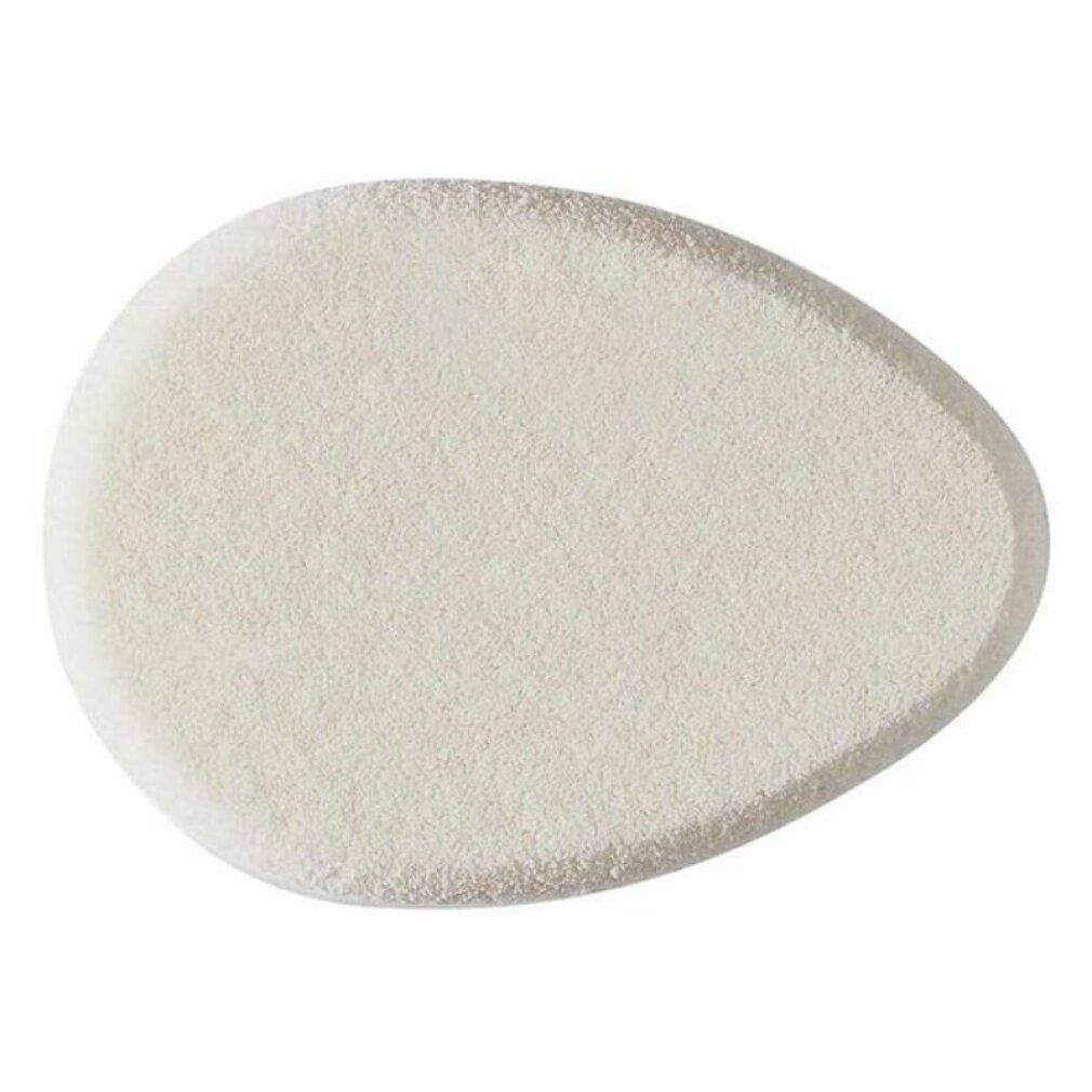 Ovale Yukilon-spons. Beige, poreus oppervlak. Druppelvormig, afgeronde punt. Voor cosmetica.