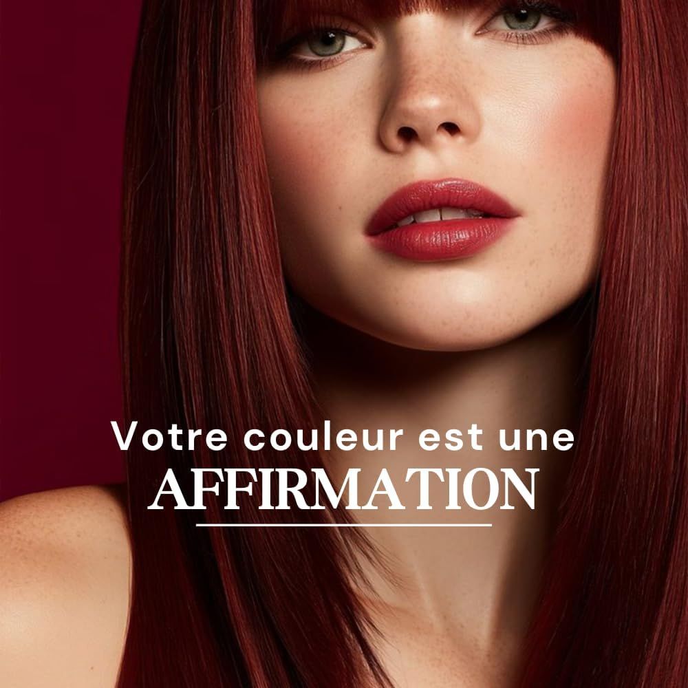 Femme aux longs cheveux rouges et rouge à lèvres rouge. Texte : Votre couleur est une AFFIRMATION.