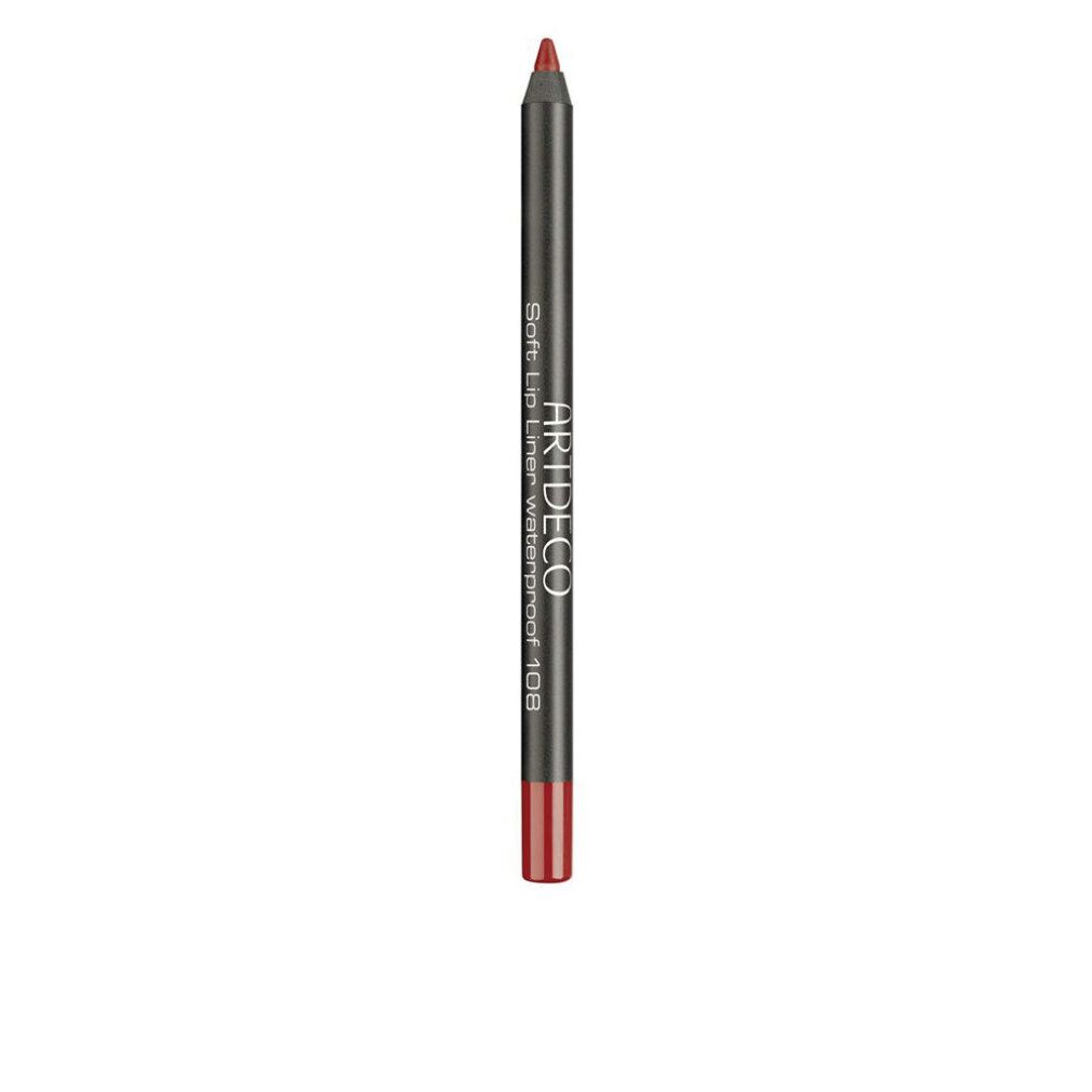Rode lipliner potlood. Zwarte schacht met productnaam en kleurnummer. Punt en onderkant rood.