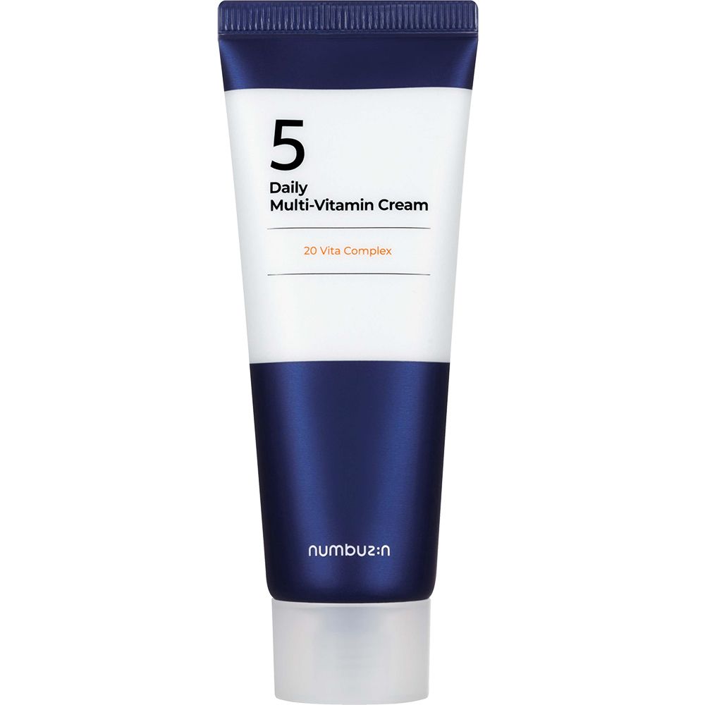 Crèmetube met blauwe dop en onderkant. Opschrift: 5, Daily Multi-Vitamin Cream, 20 Vita Complex. Merk: numbuz:n.