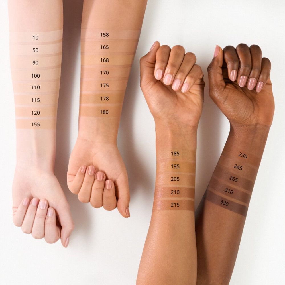 Essence - Fond de Teint Silky Blur Hydrating Longwear