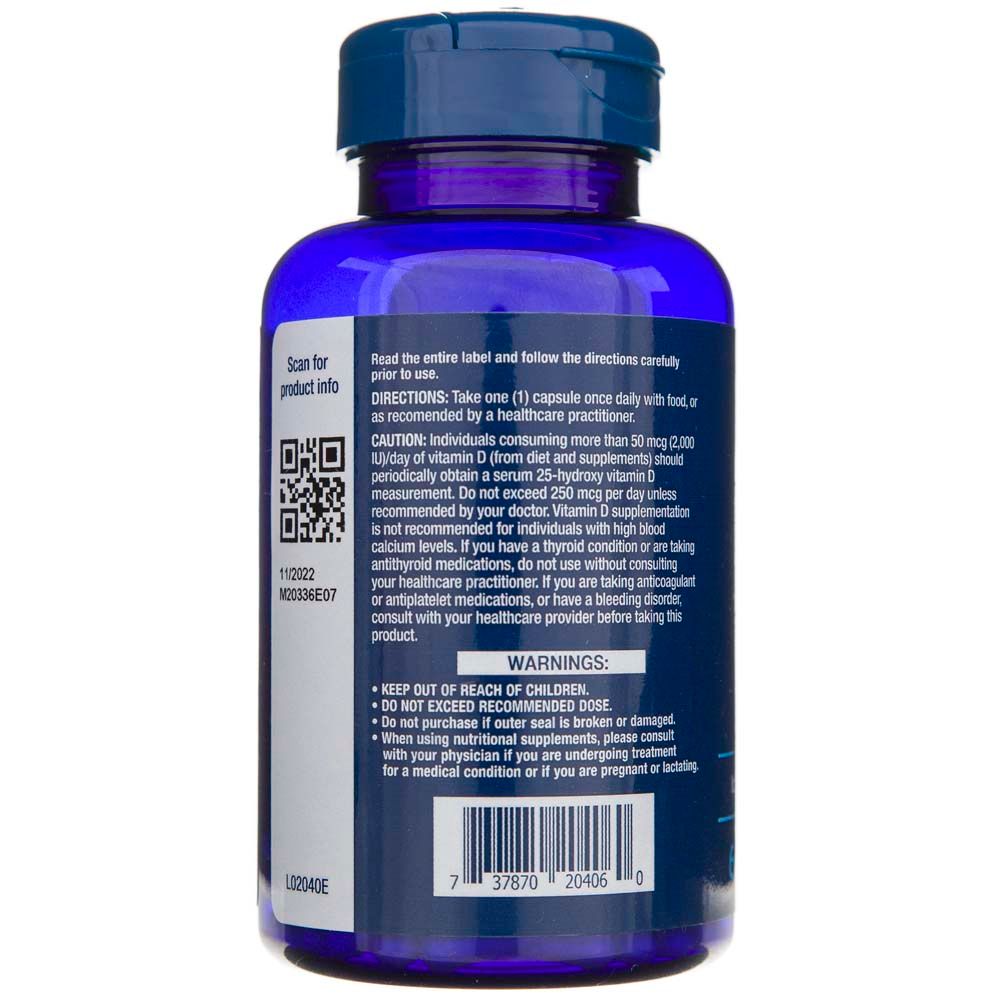 Dos de la bouteille avec code-barres et informations produit.