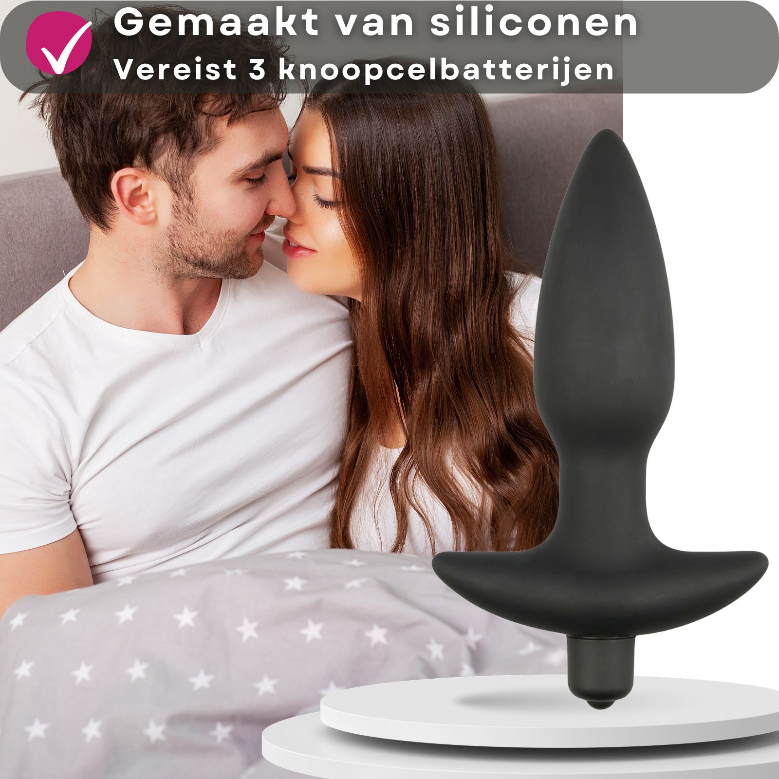 Anale plug van siliconen, vereist 3 knoopcellen. Paar op de achtergrond, product op sokkel.