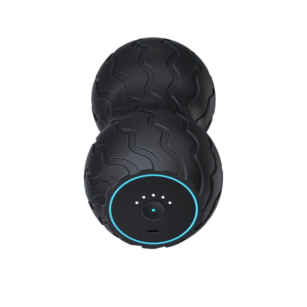 Wave Duo, zwarte vibratiemassagebal. Twee verbonden bollen. Theragun-logo, blauwe rand, drie witte stippen. USB-C.