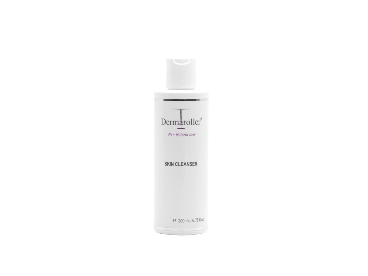 Witte fles Dermaroller Skin Cleanser, 200 ml.