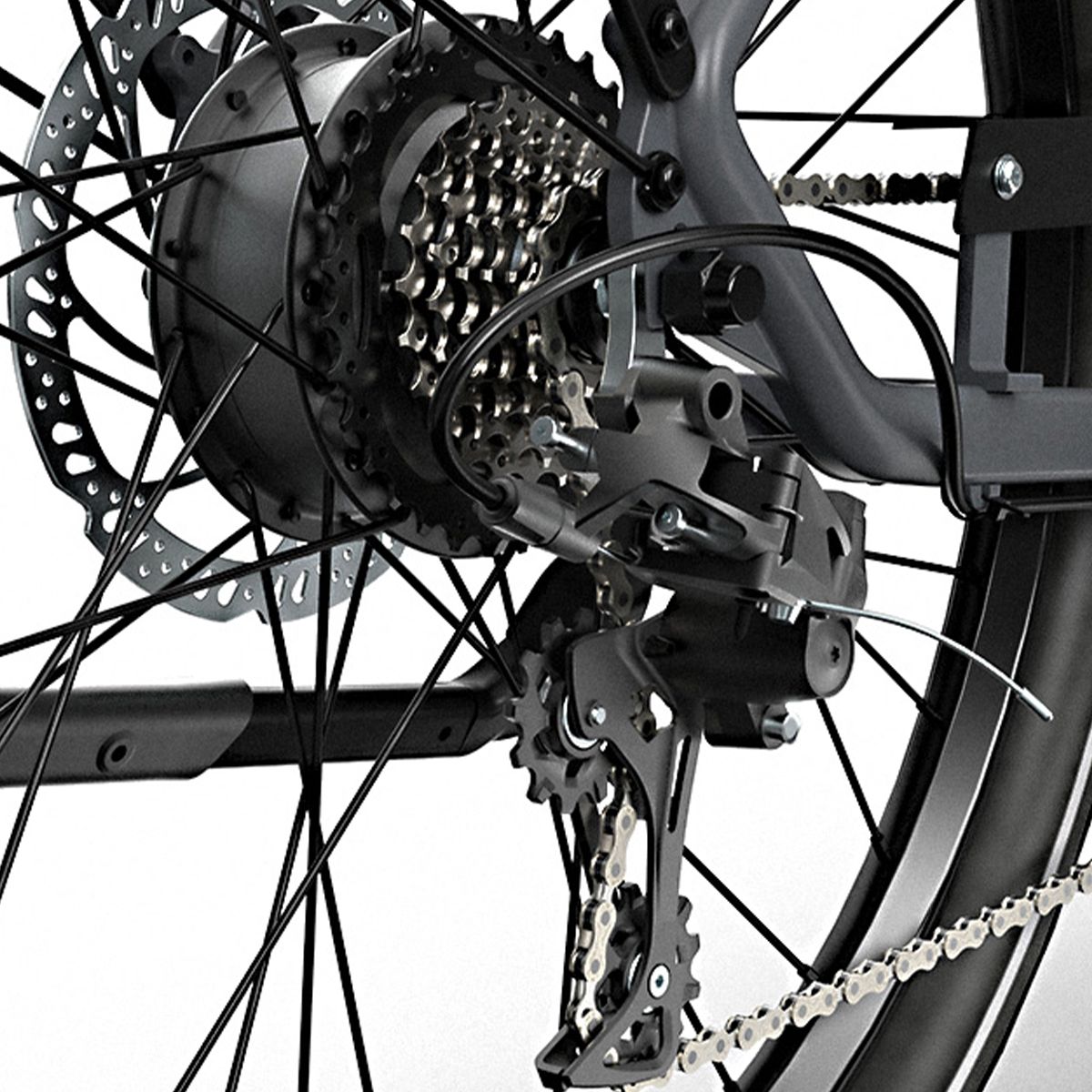 Close-up van de achterste fietsonderdelen. Tandwielen, ketting en remschijf.