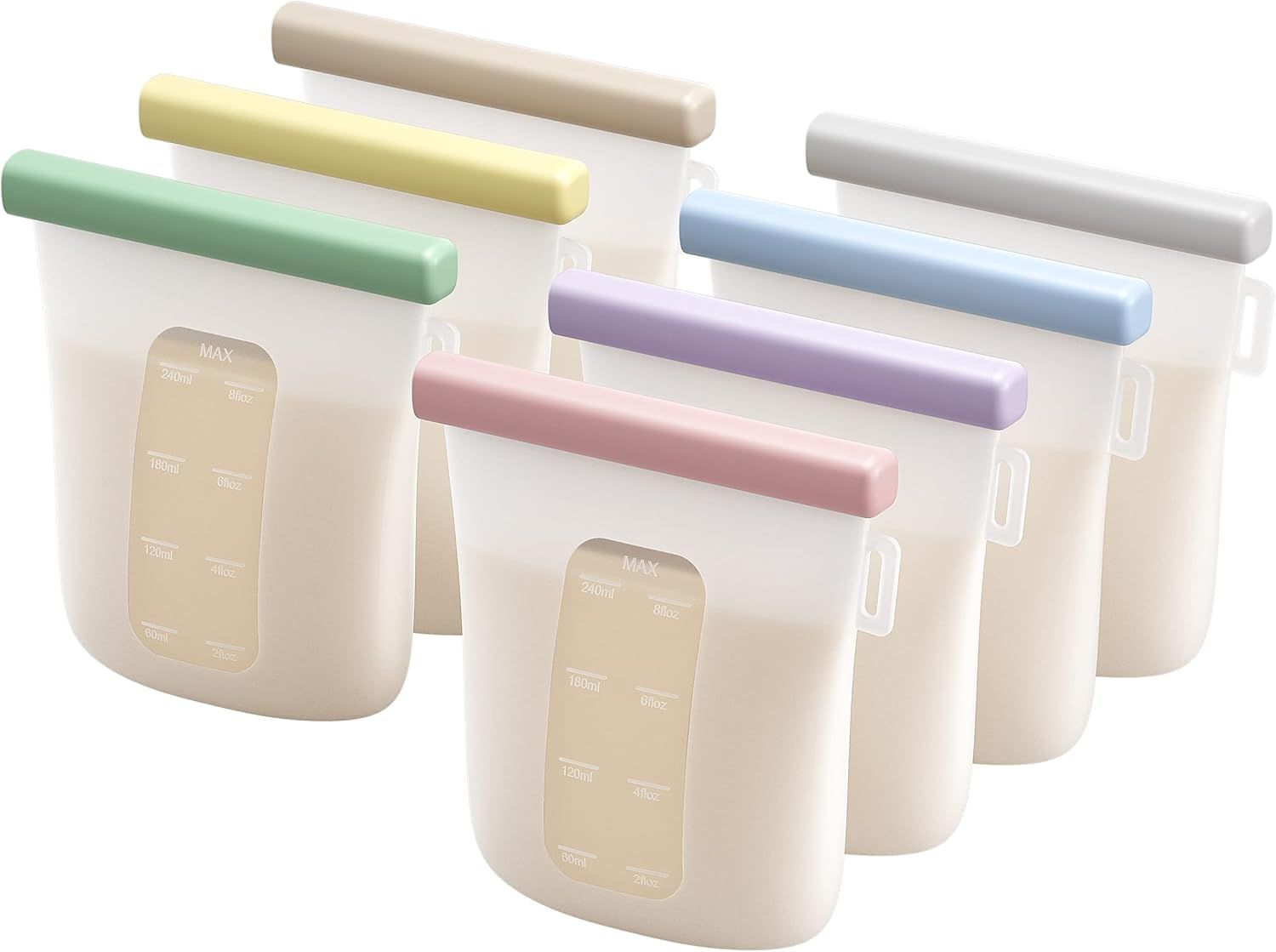 Plusieurs sacs réutilisables pour lait maternel de différentes couleurs pastel avec couvercles refermables.
