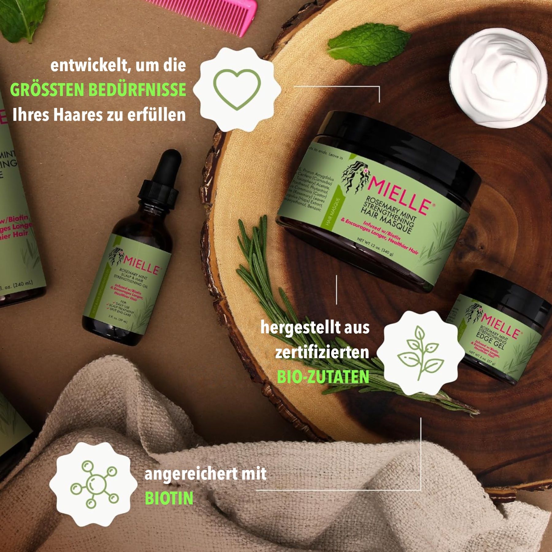 Divers produits Mielle Organics sur bois. Masque capillaire, huile, gel. Texte : Fabriqué avec des ingrédients biologiques certifiés.