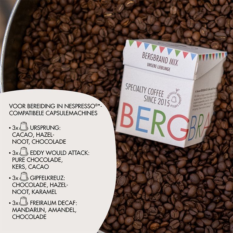 Verpakking voor koffiecapsulemix op koffiebonen. Tekst: BERGBRAND, Specialty Coffee, sinds 2015, onze favorieten.