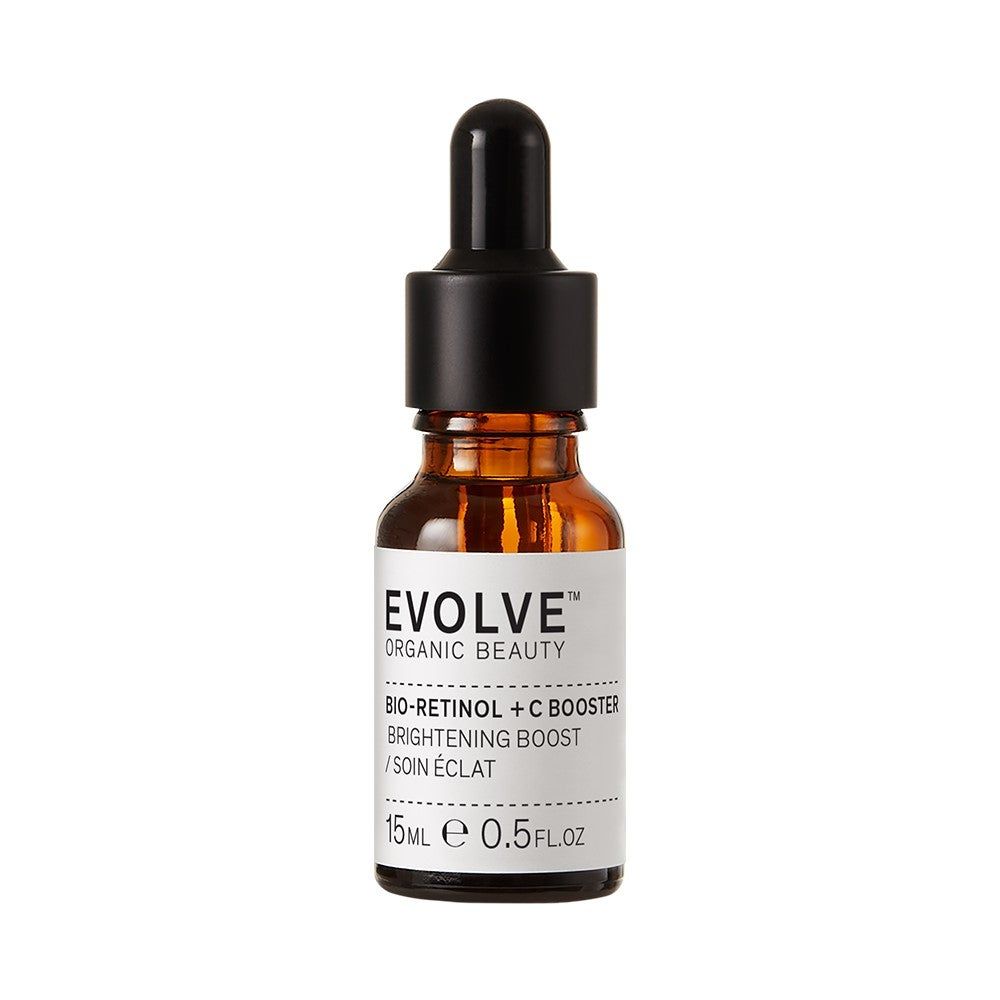 Flacon en verre brun avec bouchon noir et pipette. Étiquette avec texte: BIO-RETINOL + C BOOSTER, BRIGHTENING BOOST, 15ml e 0.5 FL.OZ. Marque: EVOLVE.