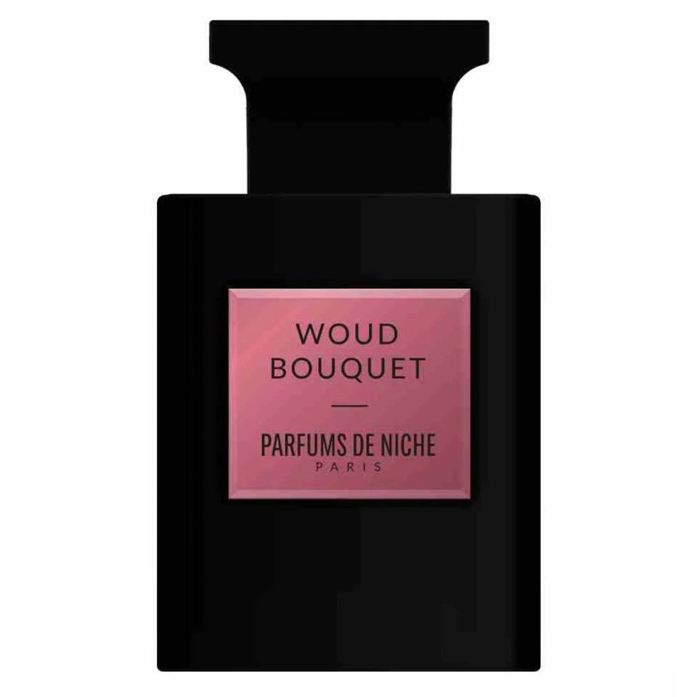 Zwarte parfumfles met roze etiket waarop "WOUD BOUQUET" en "PARFUMS DE NICHE PARIS" staat.