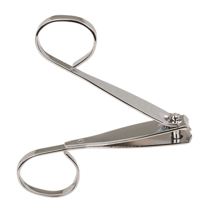 Zilverkleurige nagelknipper met twee handgrepen en een gebogen snijkant.