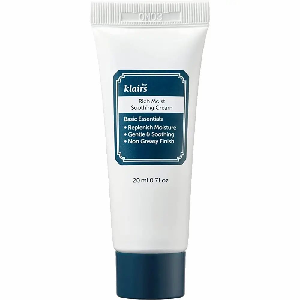 Tube blanche avec bouchon bleu. Inscription : klairs Rich Moist Soothing Cream. 20 ml.