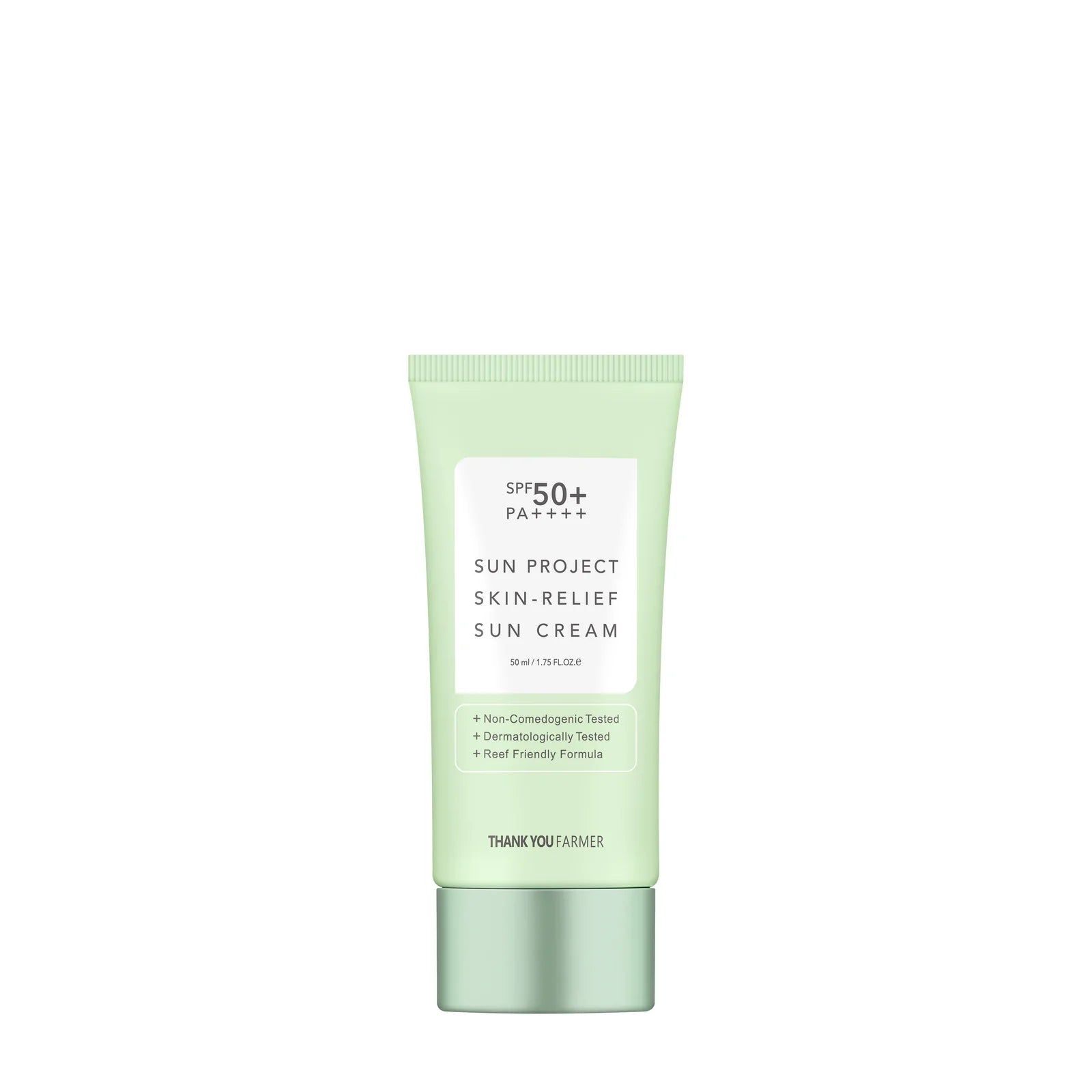 Tube verte de crème solaire SUN PROJECT SKIN-RELIEF. SPF 50+ et autres informations. Marque : THANK YOU FARMER.