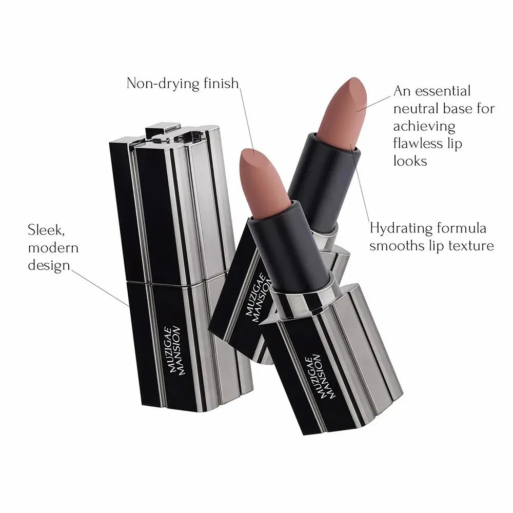 Twee lipsticks. Zwarte huls, zilverkleurige basis. MUZIGAE MANSION-logo. Tekst: Sleek, modern design, Non-drying finish.