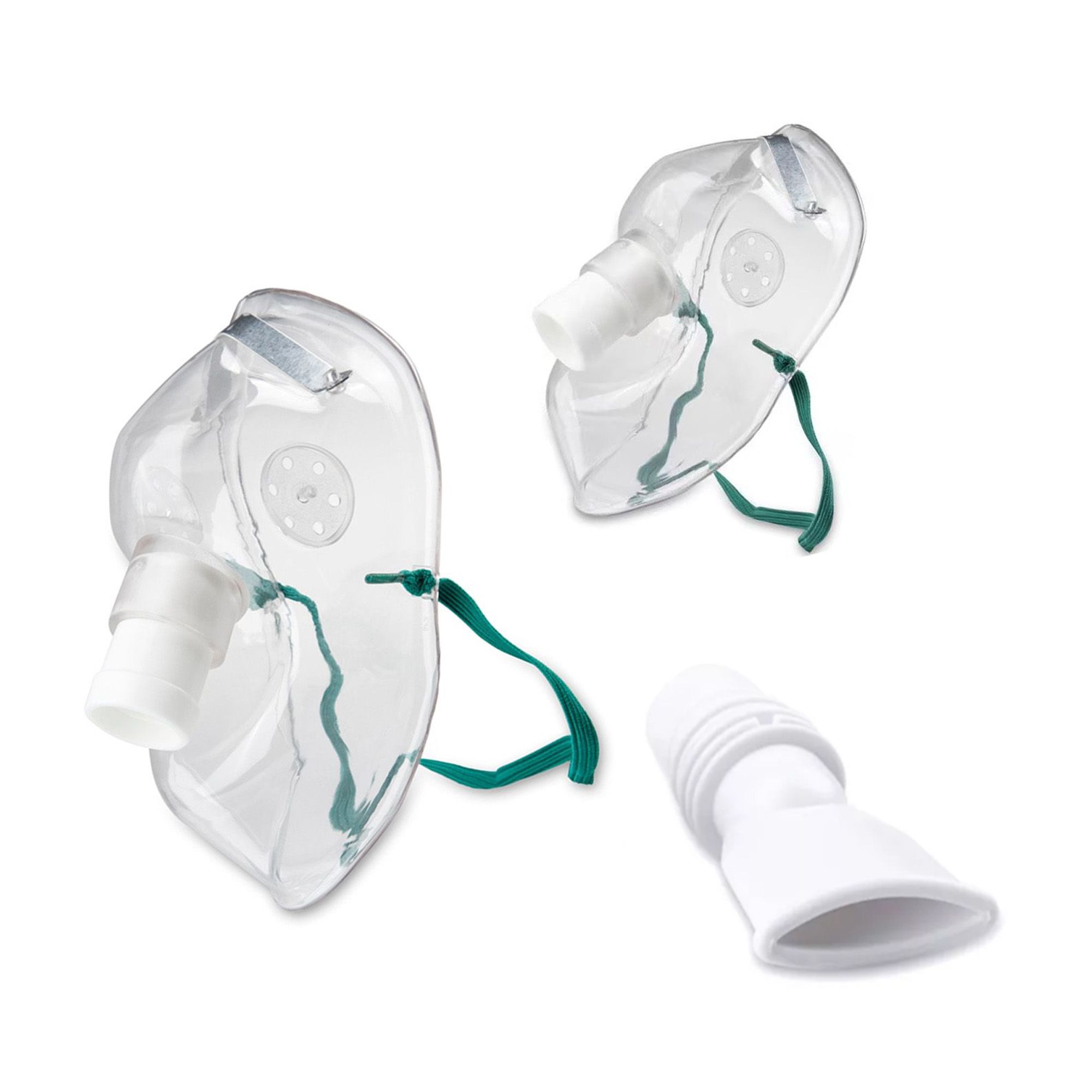 Twee transparante inhalatiemaskers met groene bandjes en een witte mondstukadapter.