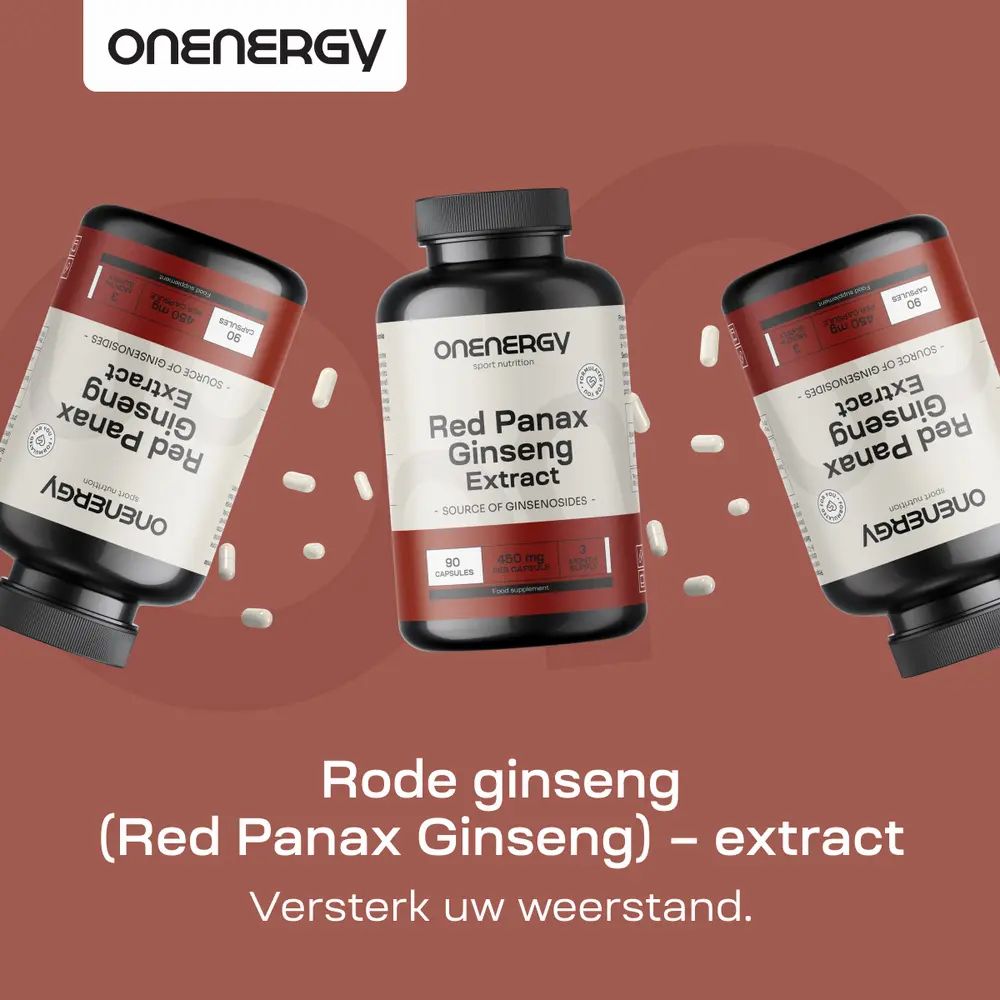 Drie flacons OnEnergy Rode ginseng extract, 90 capsules, op rode achtergrond.
