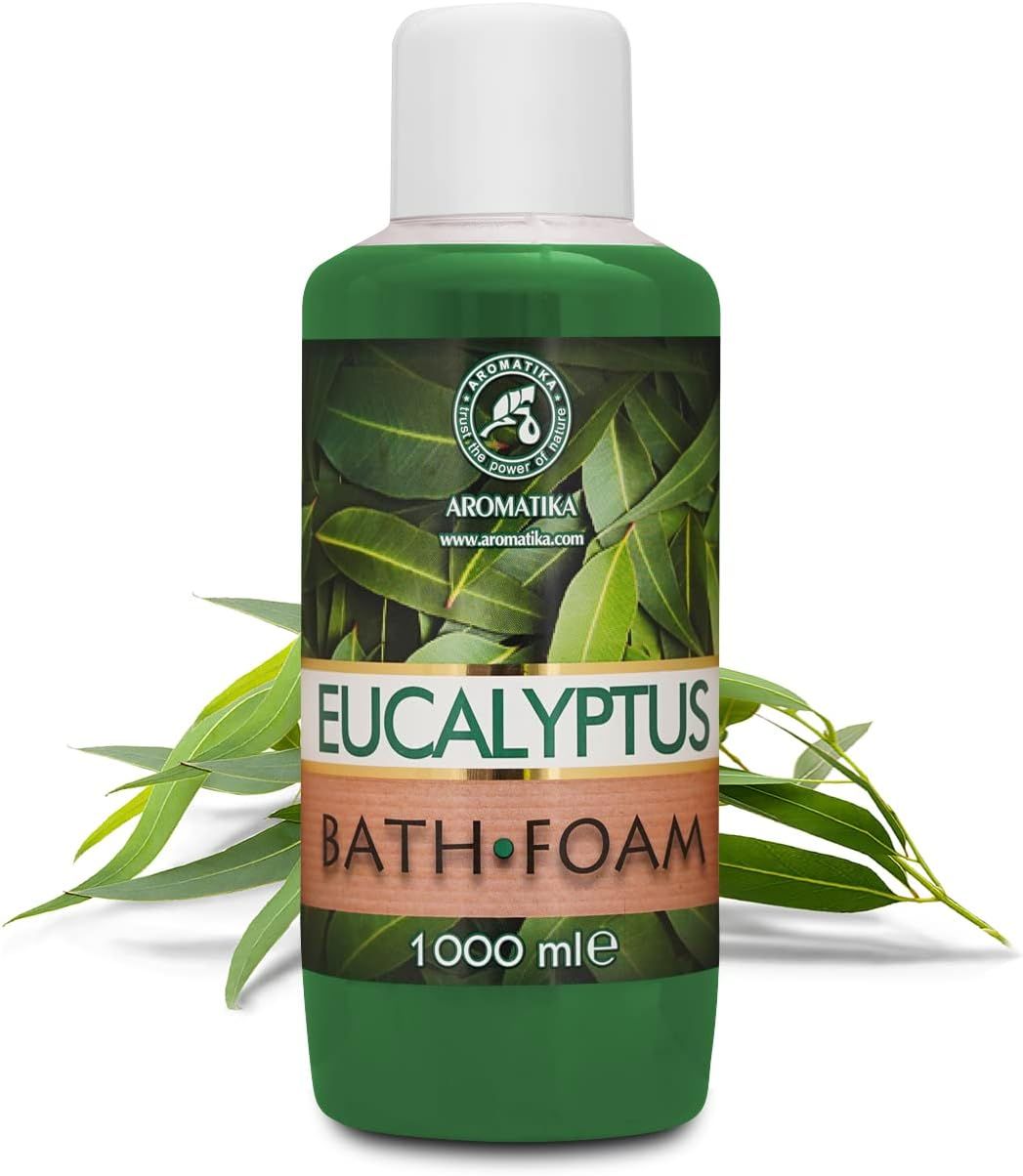 AROMATIKA Badschuim Eucalyptus 1000 ml fles met eucalyptusbladeren.