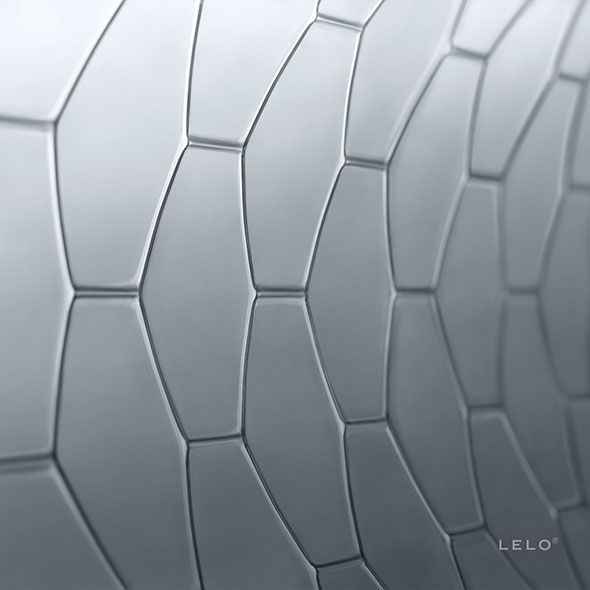 Witte doos met LELO HEX-logo en tekst. Bevat 36 originele condooms.
