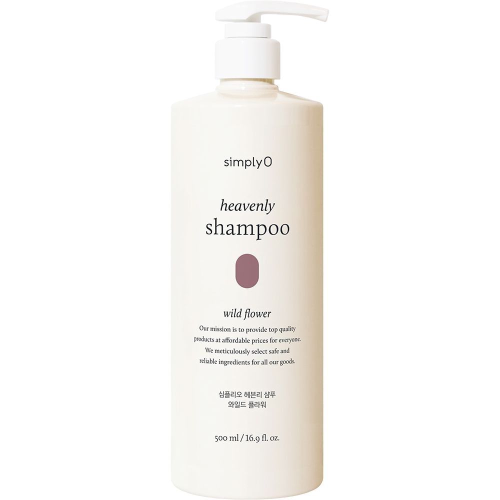 Beige shampoo fles met witte pomp. Opschrift: SimplyO, heavenly shampoo, wild flower. 500 ml.