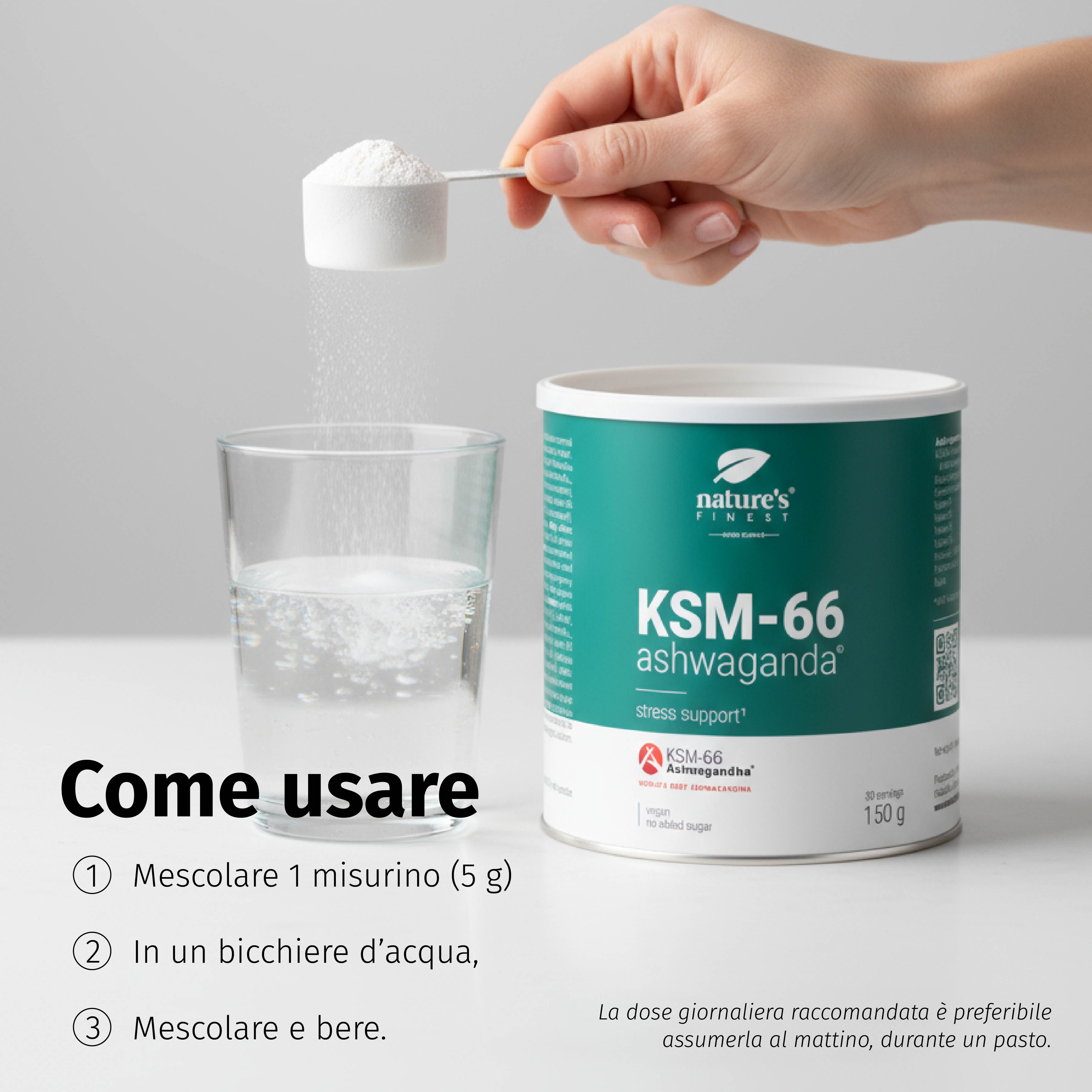 Gebruik KSM-66 Ashwagandha poeder: schepje wordt in glas water gedaan. Pot ernaast.