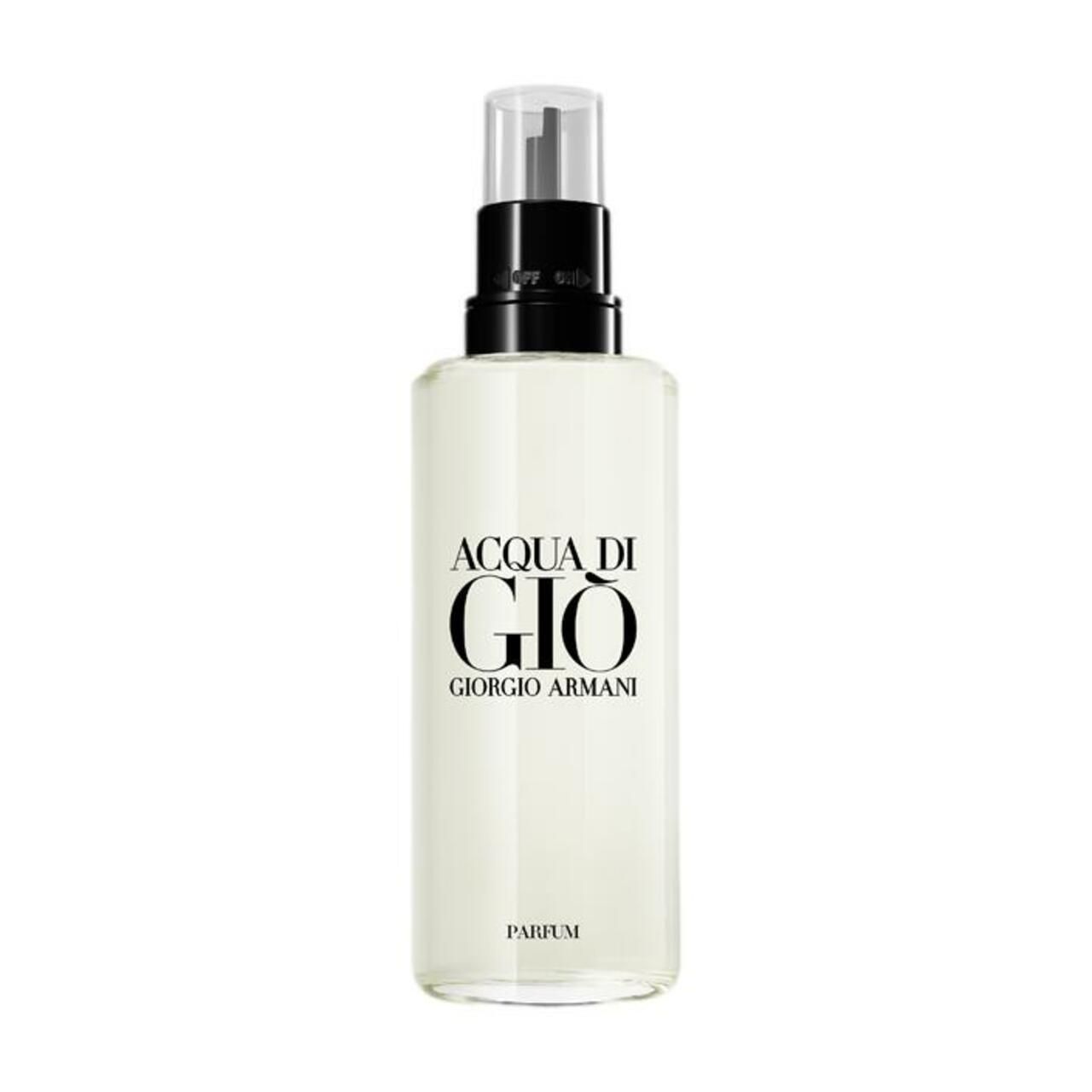 Flacon de parfum Giorgio Armani Acqua di Giò. Liquide transparent, vaporisateur noir. Inscription : Acqua di Giò, Parfum, Giorgio Armani.