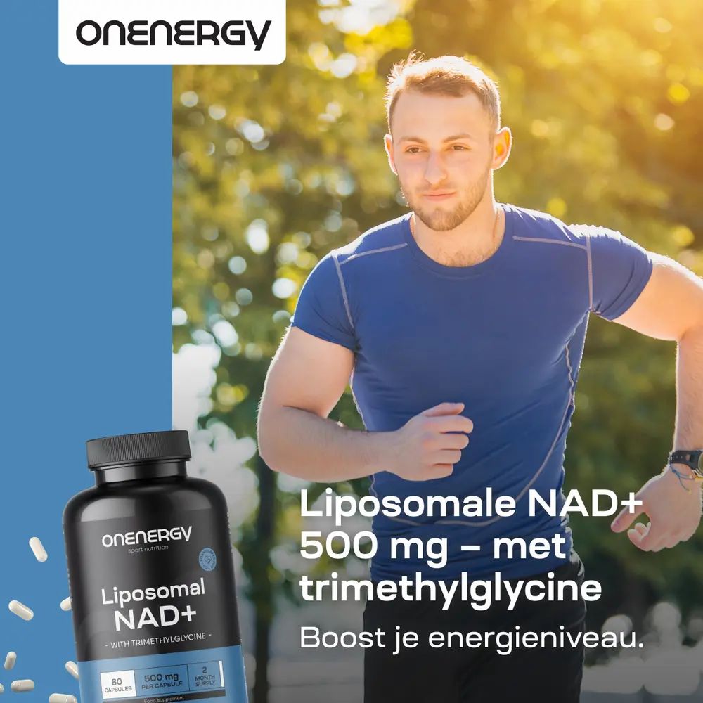 Man aan het joggen. Flessen met Liposomaal NAD+ met Trimethylglycine. Tekst: Boost je energieniveau.